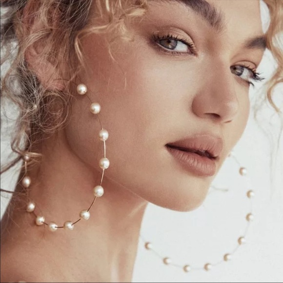ReadySetRiches Jewelry - 🎉HP🎉 Gold Hoop Earrings with White Pearls - Extra Large